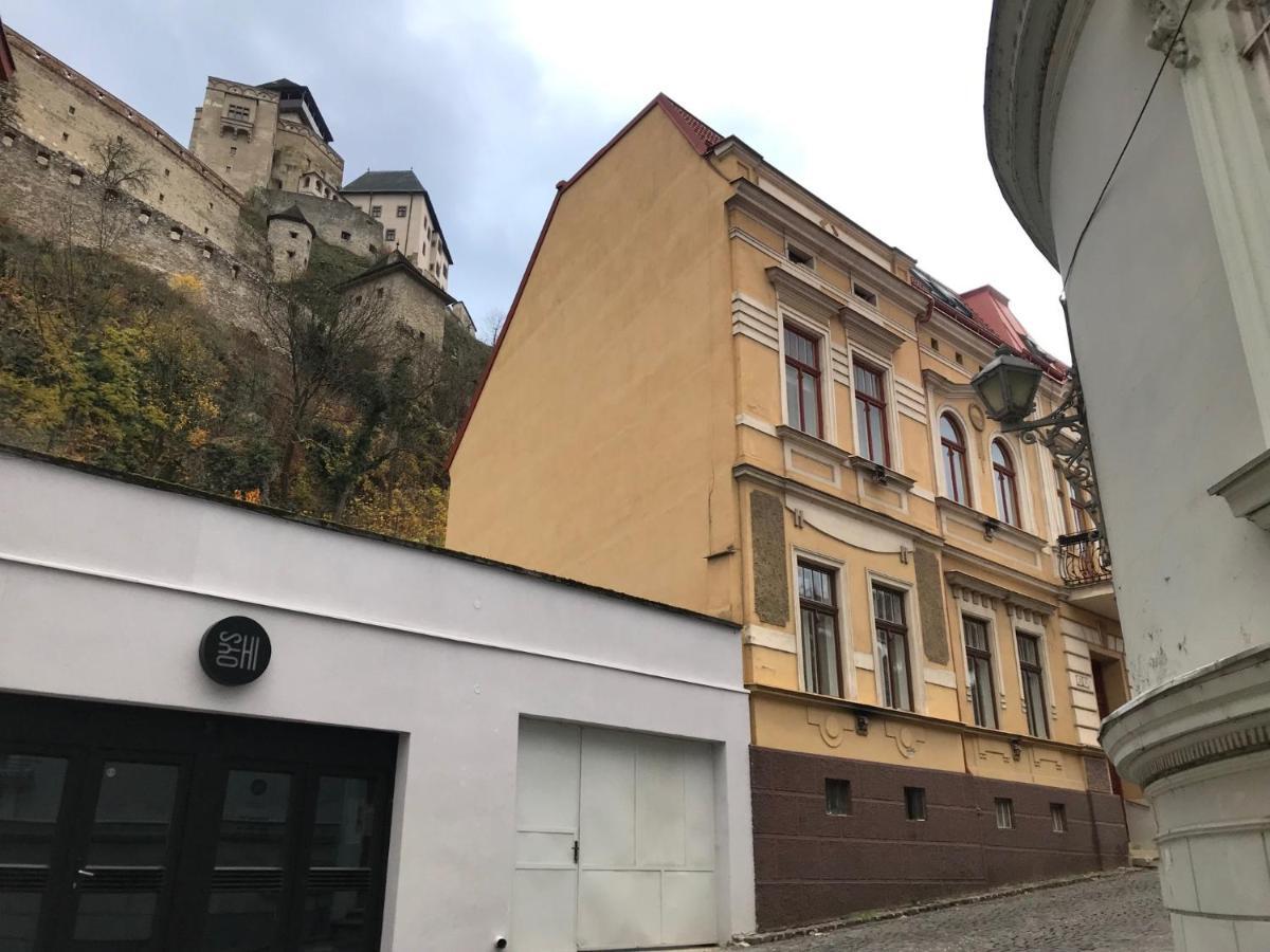 Loft V Historickom Centre Trencin Exterior photo